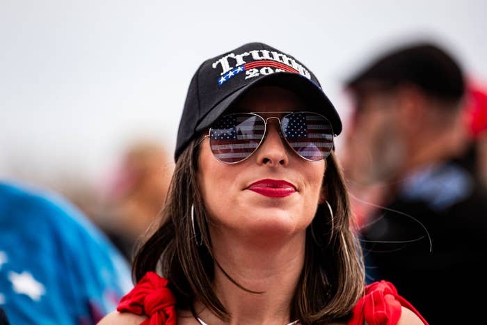 Person som har på seg en