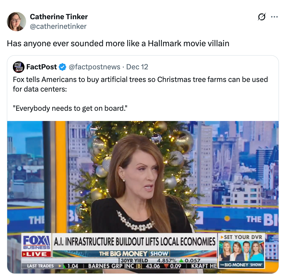 Tweet med bilde av et nyhetssegment som diskuterer investeringer i AI-infrastruktur og dens innvirkning på lokale økonomier, vist på en TV-skjerm
