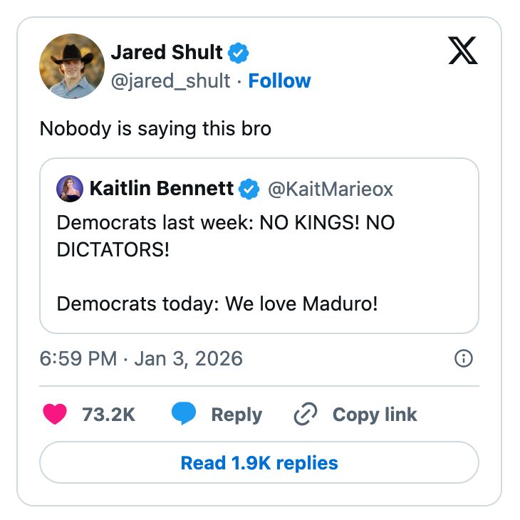 Tweet av Jared Shult som svarer på Kaitlin Bennetts innlegg om demokrater; syn på konger og Maduro, og sa sarkastisk 