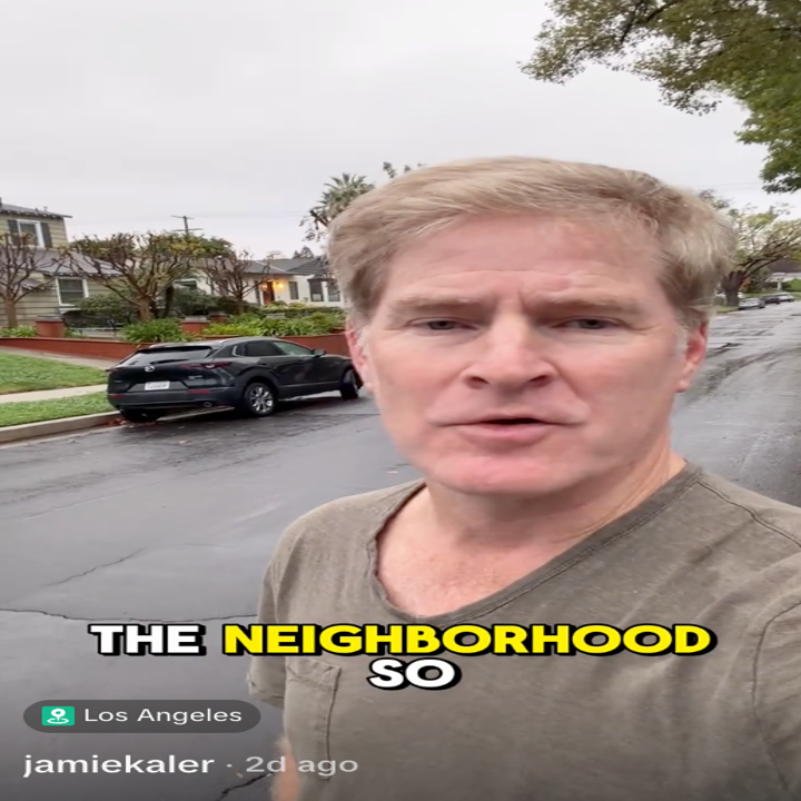 Mann snakker utenfor i en boliggate. Tekstoverlegget lyder: "Nabolaget så."