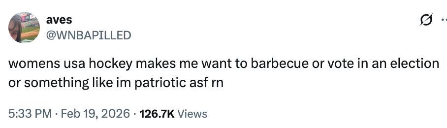 Tweet som uttrykker sterke patriotiske følelser inspirert av amerikansk hockey for kvinner, spøker med grilling eller stemmer som et resultat