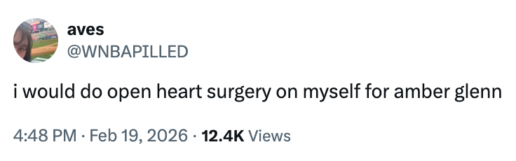 Tweet av bruker @WNBAPILLED: 