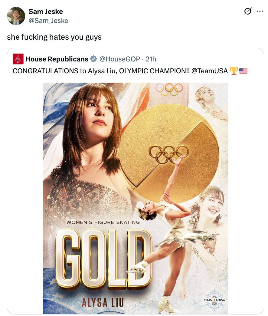 Tweet med en sarkastisk kommentar over et redigert gratulasjonsbilde som viser Alysa Liu som kunstløpsmester