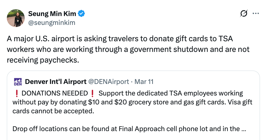 Tweet av Seung Min Kim som siterer Denver International Airports forespørsel om gavekortdonasjoner for å støtte TSA-arbeidere under en statlig nedleggelse