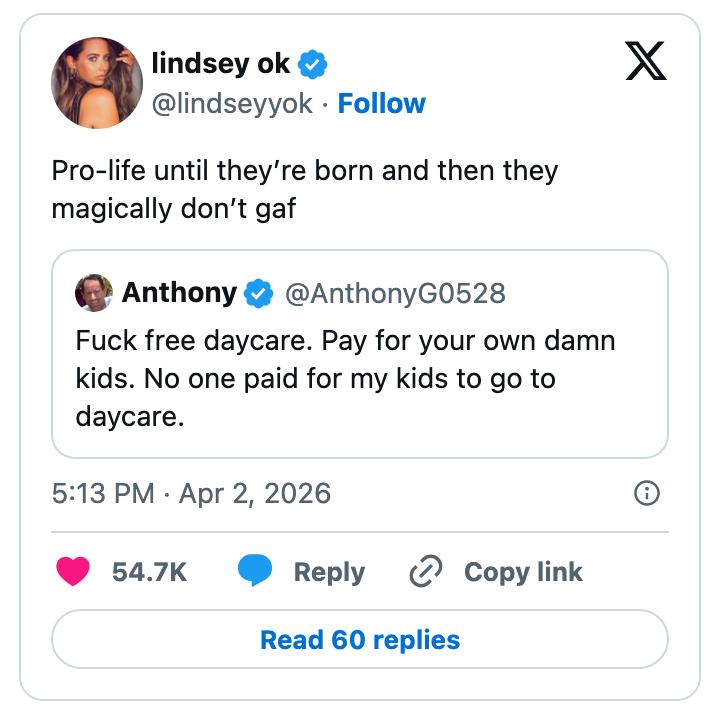 Tweet av Lindsey Ok kritiserer mangel på støtte etter fødselen; svar argumenterer mot gratis barnehage