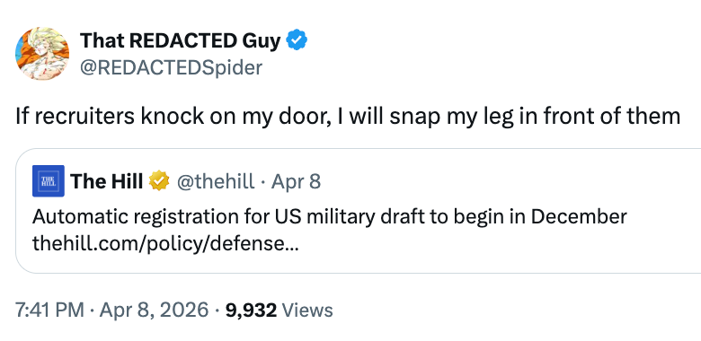 Tweet fra brukere som reagerer på nyheter om automatisk militært utkastsregistrering, og sier at de vil late som skade hvis rekrutterere besøker