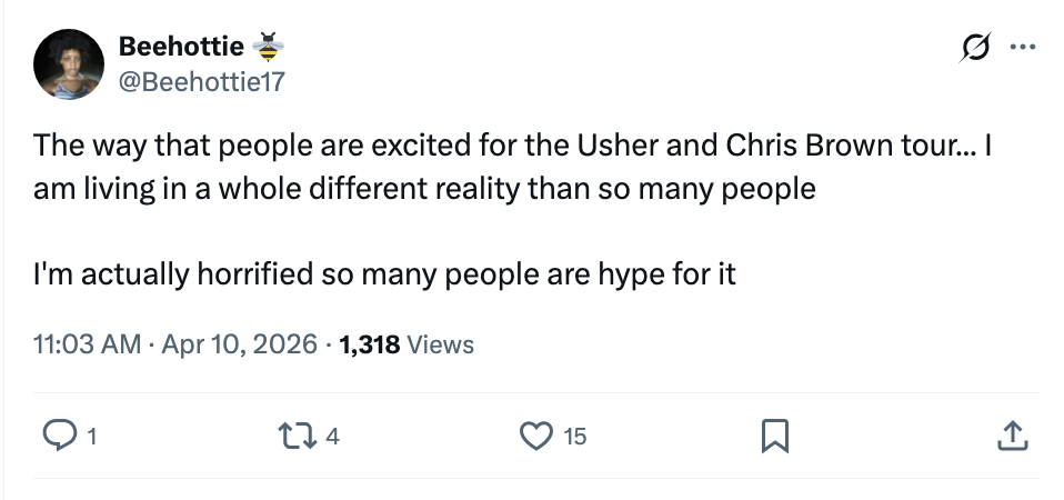 Tweet som uttrykker overraskelse og misbilligelse over spenningen for en Usher og Chris Brown-turné