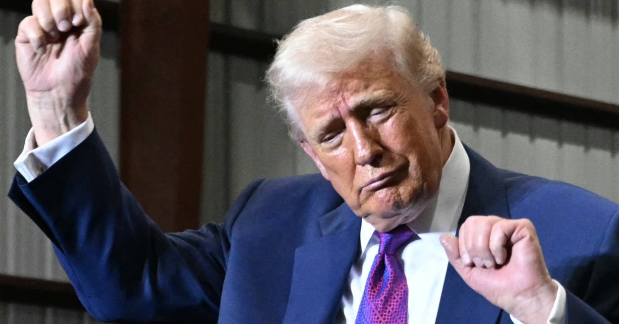 Trumps dansebevegelser kan se latterlige ut, men kroppsspråkeksperter har avkodet hva bevegelsene hans egentlig betyr