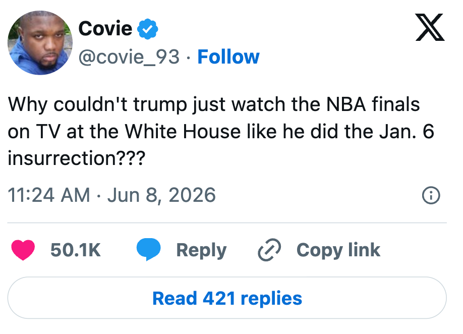 Tweet av brukeren covie_93 stiller spørsmål om hvorfor Trump ikke så NBA-finalen i Det hvite hus som han gjorde opprøret 6. januar