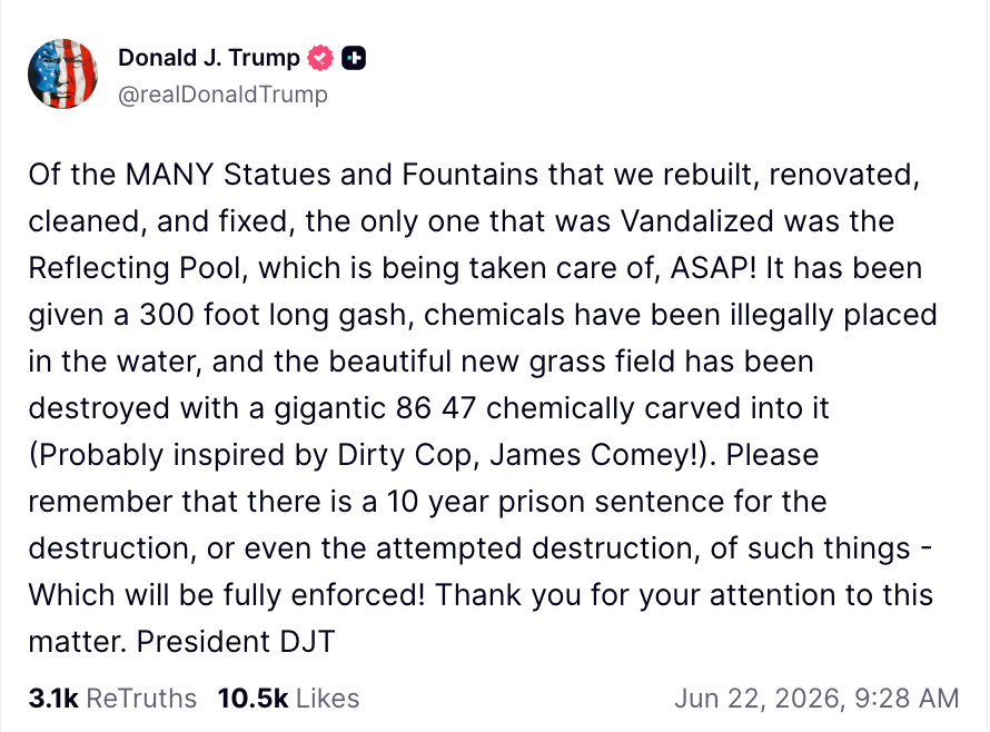 Uttalelse fra Donald J. Trump som tar for seg hærverk av et reflekterende basseng, nevner kjemikalier, skader og 10 års fengsel for lovbrytere