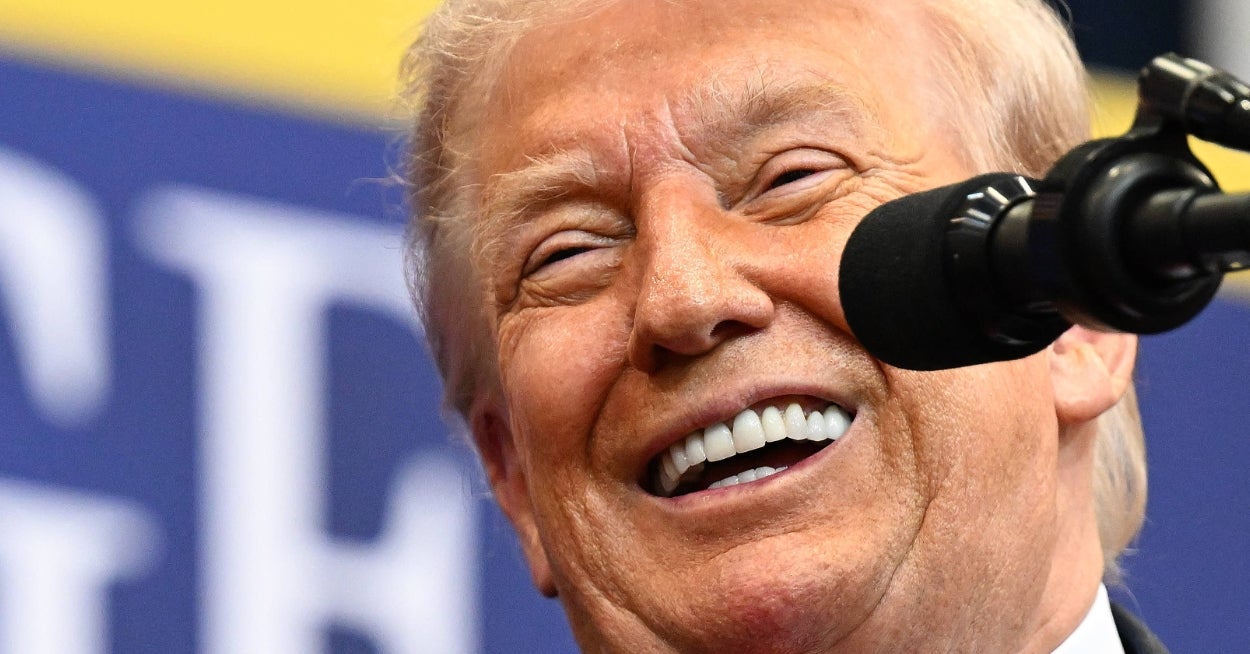 Du vil faktisk ikke tro hvem Trump angriper nå, og nei, han kan ikke gå lavere
