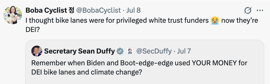 Tweet-utveksling: BobaCyclist stiller spørsmål ved sykkelfelt og hevder at de er for privilegerte personer. Sean Duffy kritiserer finansieringen deres for DEI og klima