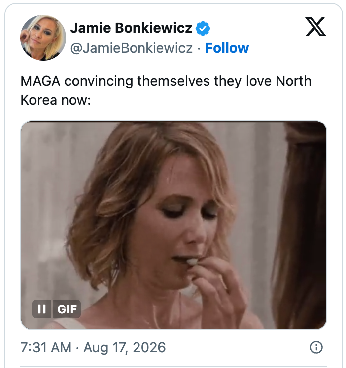 En tweet av Jamie Bonkiewicz med en GIF av en kvinne som fremstår som kontemplativ, med bildetekst om MAGA og Nord-Korea