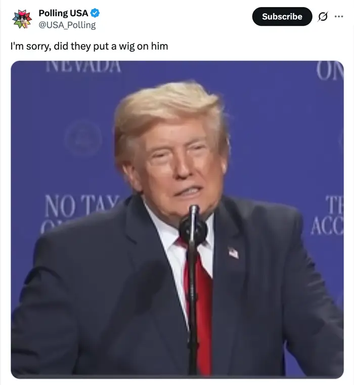 En person i dress som snakker på et podium, med en humoristisk bildetekst som stiller spørsmål ved frisyren deres